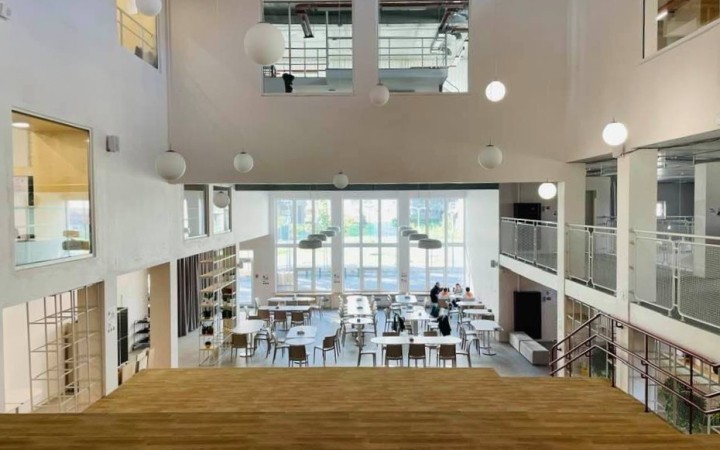 School Ridder, CC BY-SA 4.0 <https://creativecommons.org/licenses/by-sa/4.0>, via Wikimedia Commons